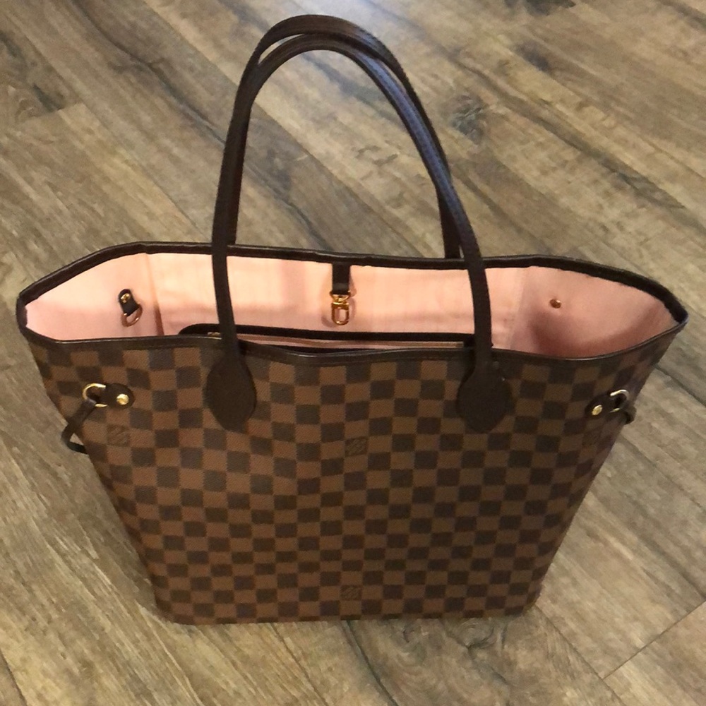 Louis Vuitton Neverfull MM